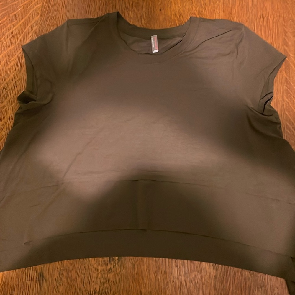 NWT FP Movement Tempo Short Sleeve in Olive